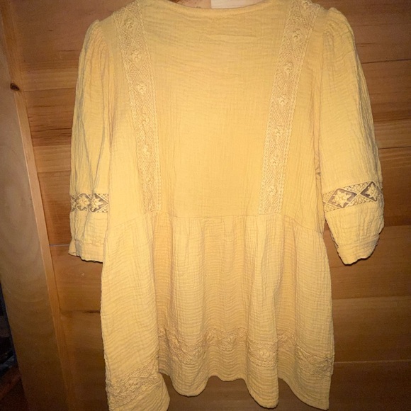 “Ott”. Women’s boutique tunic. Size small - Picture 3 of 3